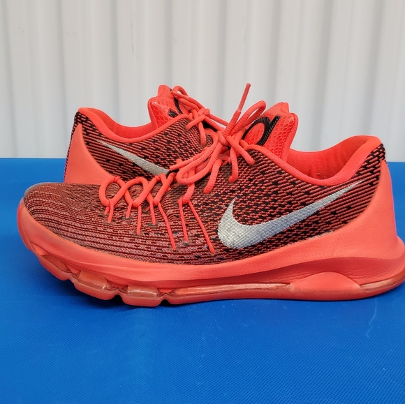 kd 8 bright crimson